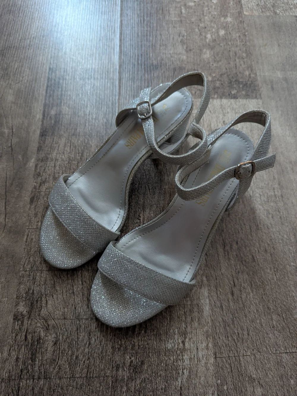 Women's Dream Paris Low Chunk Heels